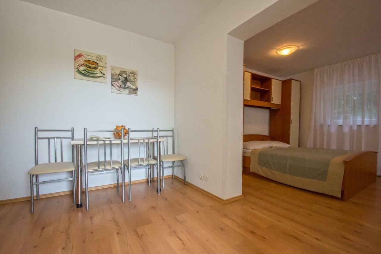 Apartments Sabina - 100M From Sea Crikvenica Luaran gambar